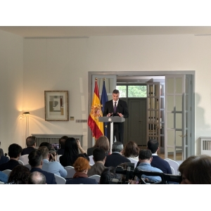 Spanish Prime Minister Pedro Sánchez visits China